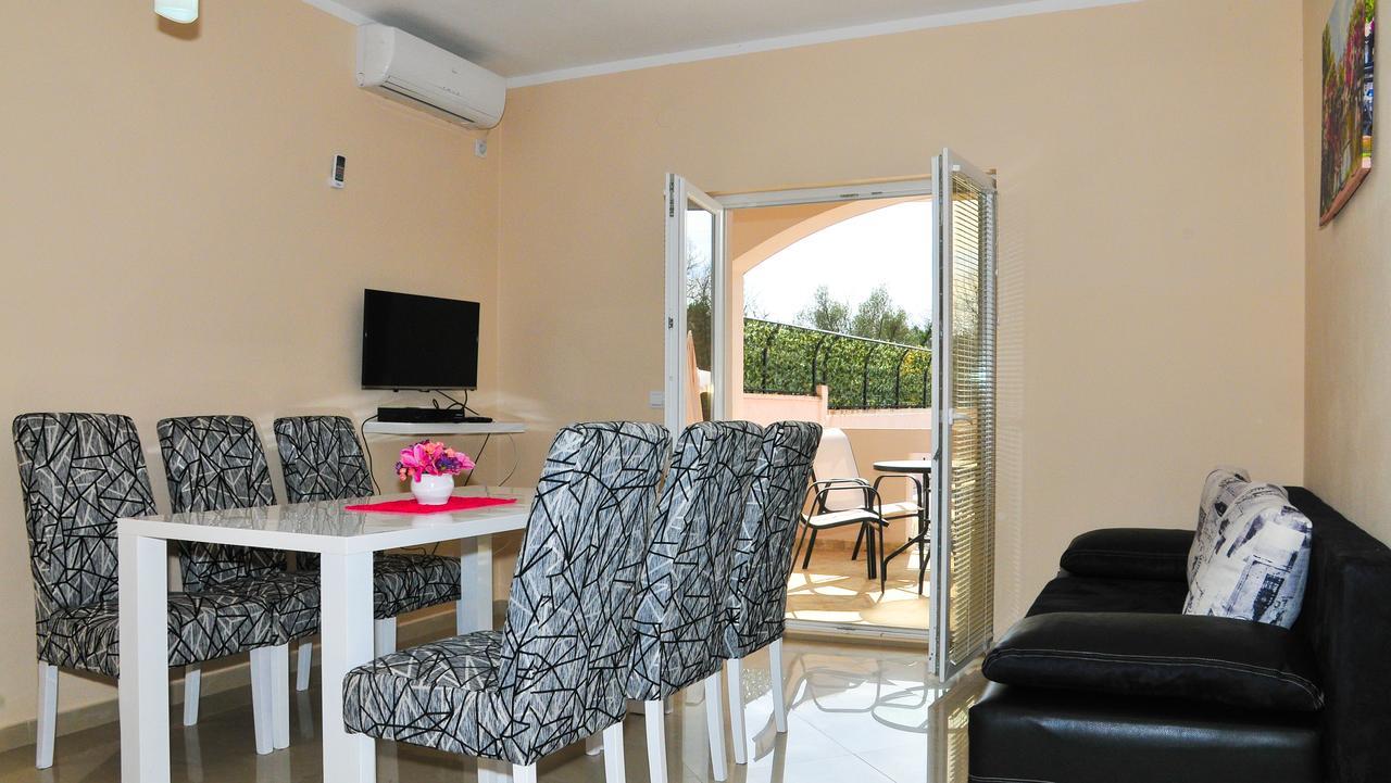 Apartmani Bulajic Teodo Esterno foto